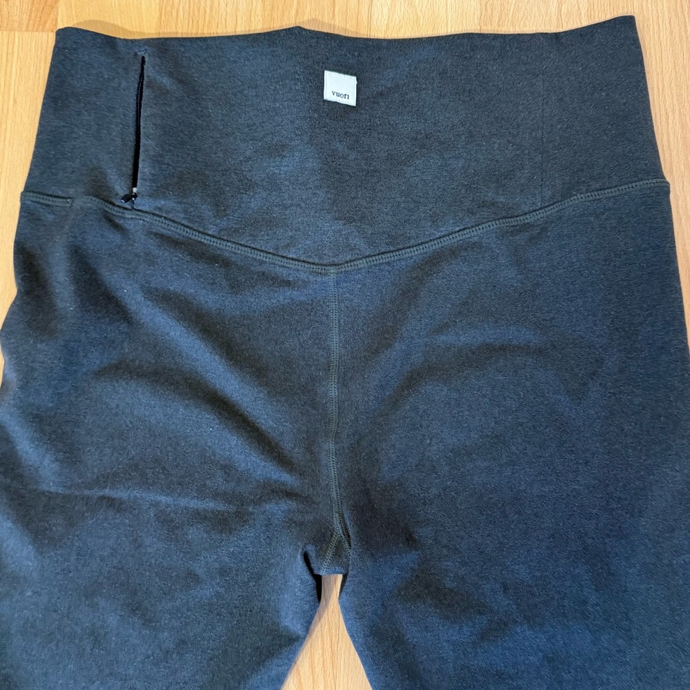 Vuori Clean Elevation 7/8 Leggings Size M - Picture 4 of 7